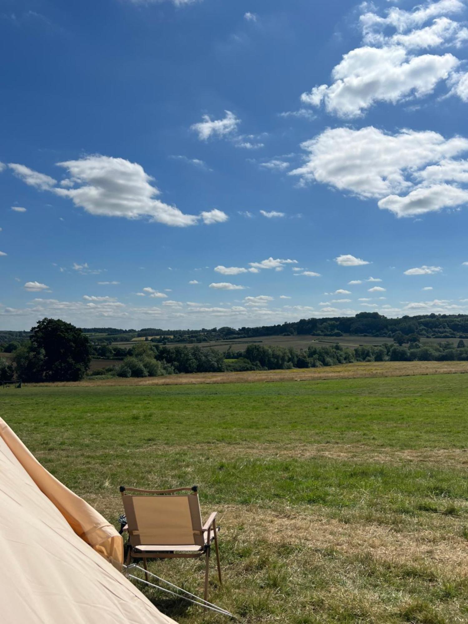 Bell Tent 4M Fossewold Farm Camping Moreton-in-Marsh المظهر الخارجي الصورة