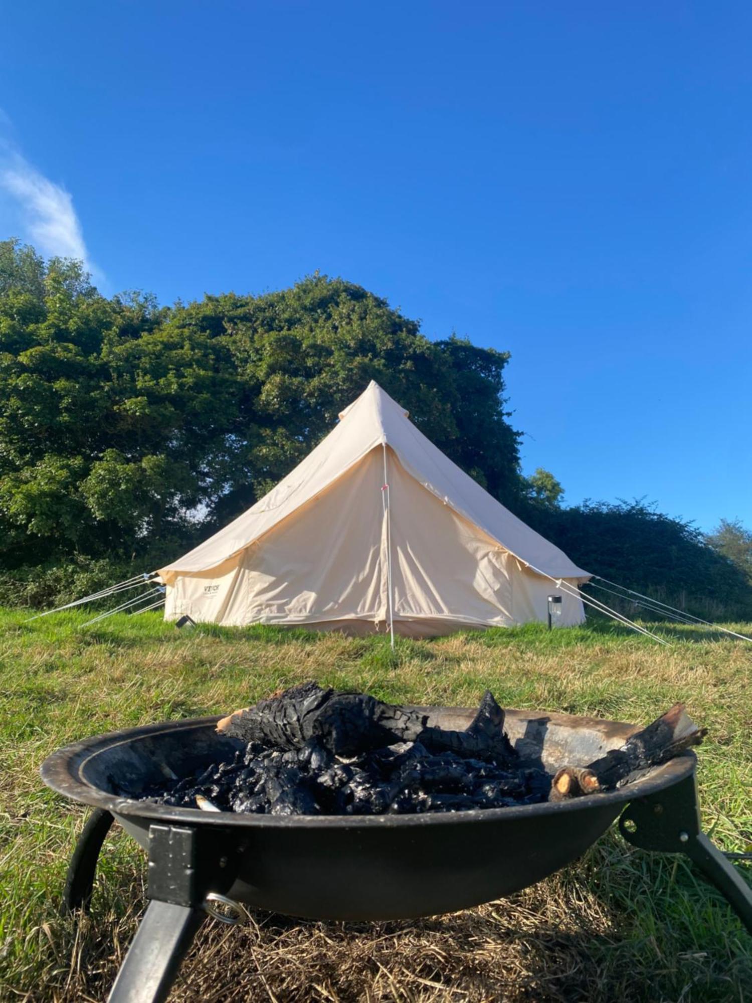 Bell Tent 4M Fossewold Farm Camping Moreton-in-Marsh المظهر الخارجي الصورة